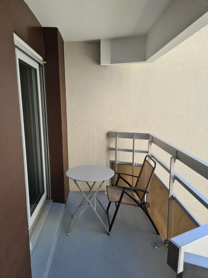 Chambre De 11 M2 Avec Balcon Paryż Zewnętrze zdjęcie